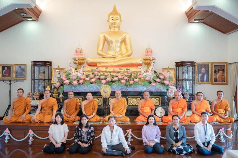 ประชุมหารือในการจัดพิธีทอดผ้าป่า เพื่อน้อมเกล้าน้อมกระหม่อมถวายพระราชกุศลแด่ พระบาทสมเด็จพระบรมชนกาธิเบศร มหาภูมิพลอดุลยเดชมหาราช บรมนาถบพิตร